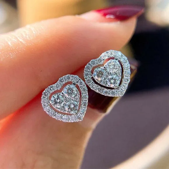 NEW! Beautiful Silver Diamond Heart Stud Earrings - CLASSIC ROMANTIC SPECIAL - Picture 3 of 6
